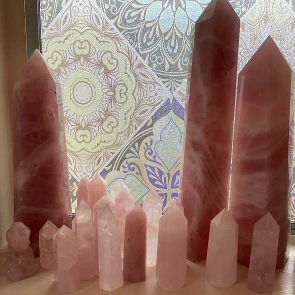 Natural rose quartz towers - Picture 8 of 8